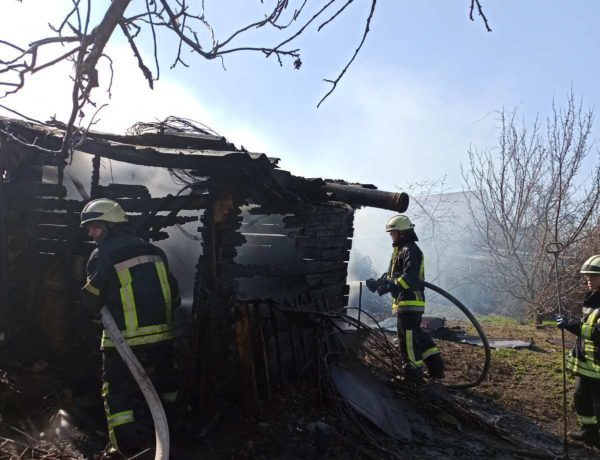 Произошли пожары в частных домах на Соборной площади и в Войновке