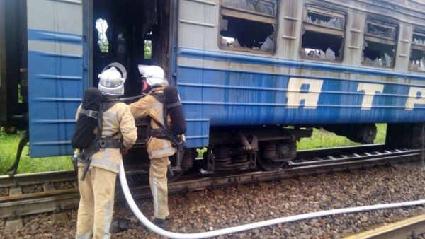 В Кировоградской области загорелась электричка