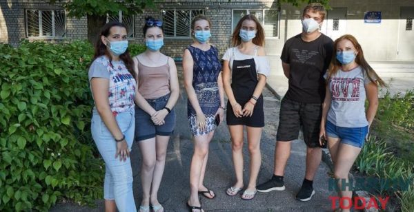 Молодежь против COVID-19 – как инфекционных больницах Харькова работают вчерашние подростки