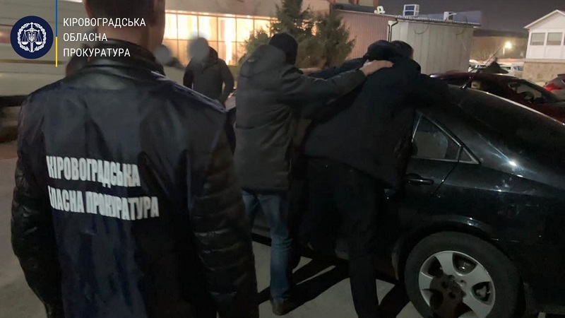 В Кировоградской области задержали чиновника на получении 1000 долларов взятки (ФОТО/ВИДЕО)