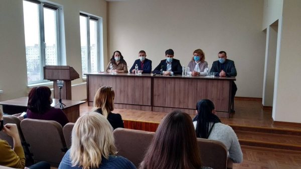 Сергей Кузьменко представил нового начальника управления здравоохранения Александрии