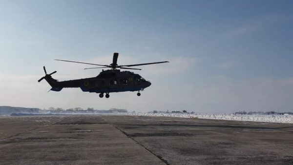 Александрийских авиаторов обучали летать на новых вертолетах французские летчики-инструкторы (ФОТО)