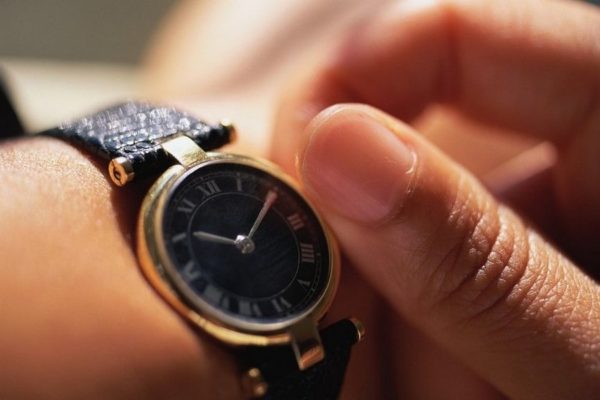 Наручные часы: характеристики и выбор