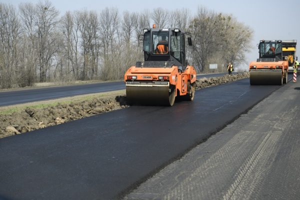 В Кировоградской области отремонтируют вдвое больше километров дорог, чем в прошлом году