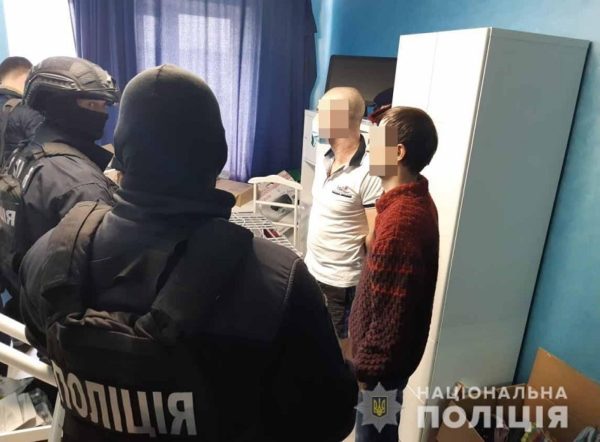 В Кировоградской области группа лиц продавала таблетки для похудения, которые отнесены к наркотическим и психотропным веществам (ФОТО)
