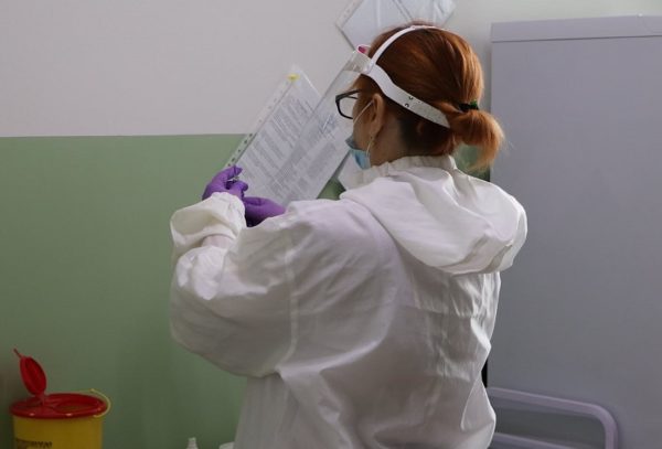 198 александрийцам сделали прививки против коронавируса вакциной Pfizer