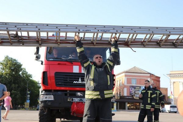 Александрийские спасатели установили рекорд Украины (ФОТО)