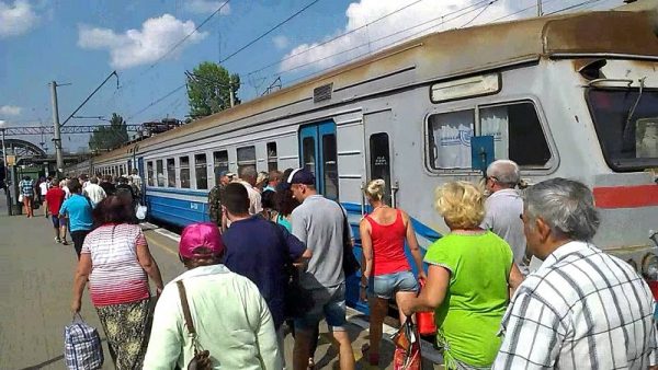 С 1 июля восстановлено движение электропоезда «Александрия-Помошная» (РАСПИСАНИЕ)