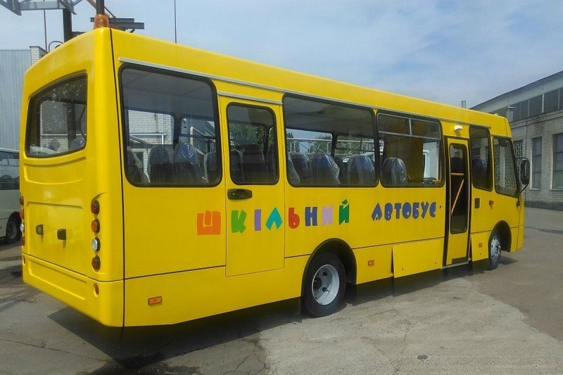 Для александрийских школьников и учителей купят автобус, 240 ноутбуков и техническое оснащение для кабинетов физики