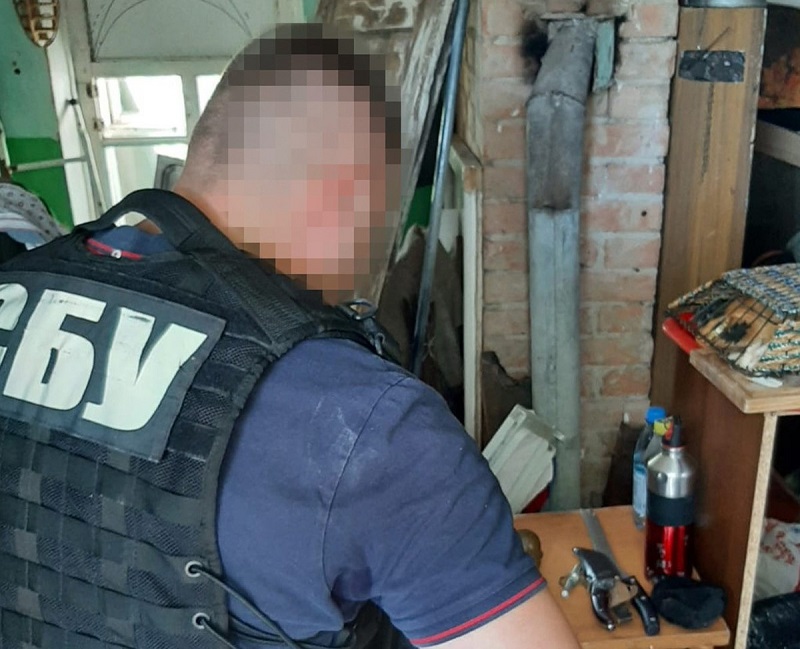 В Кировоградской области задержали лидера преступной группировки, которая продавала боевые гранаты (ФОТО)