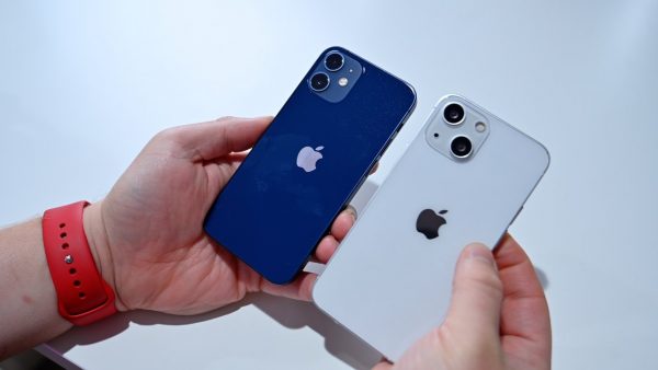 Подлинная жемчужина среди миниатюрных смартфонов с заветным символом «яблочко»