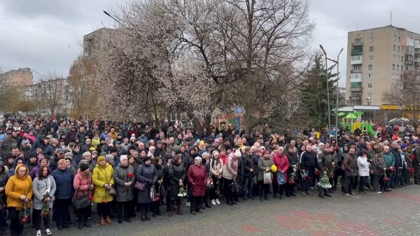 В Александрии простились с бойцами, погибшими от вражеского ракетного удара по аэродрому