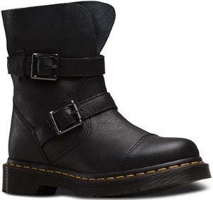 Dr. Martens Women's Kristy in Black Virginia Leather Fashion Boot Обзор