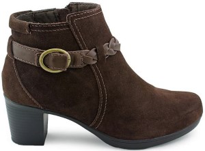 Clarks Scheme Act Q Round Toe Suede Ankle Boot Review