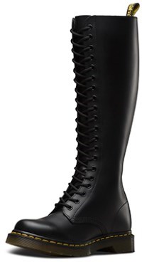 Dr. Martens Women's 1B60 20-Eye Boot Review