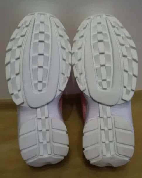 Fila Sole Поддельная модель Disruptor