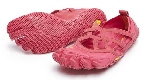 Vibram Women's Alitza Loop Fitness Yoga Shoe Review