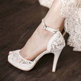 Свадебные туфли с ремешком на щиколотке