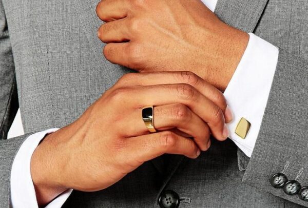 Ювелирный этикет: как правильно носить кольца мужчинам