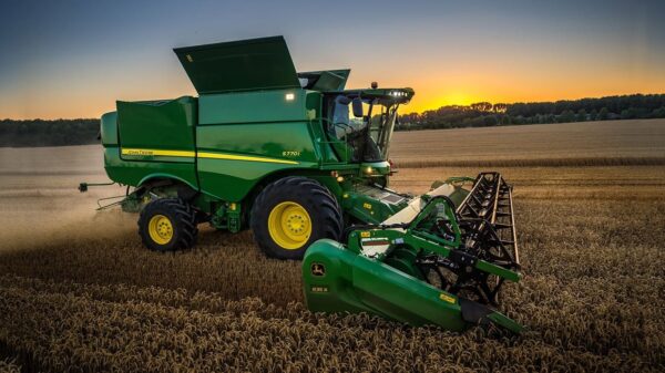 Найпоширеніші поломки комбайнів John Deere та як їх уникнути